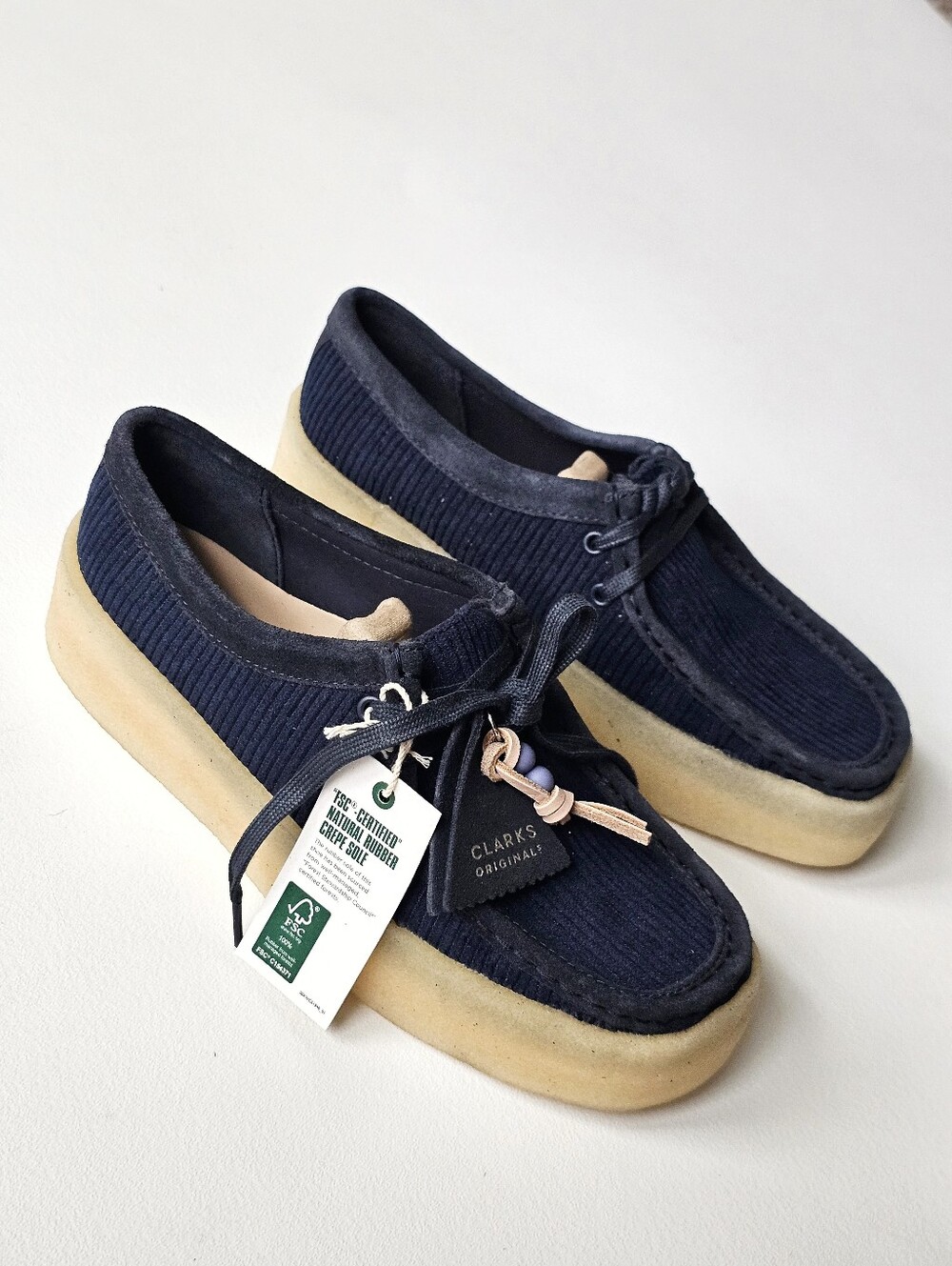 NWT Clarks Originals Wallabee Cup Navy Cord Platform Crepe Shoes Size 9